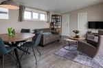 Chalet-01-woonkamer-robbenjager-texel-2024.jpg