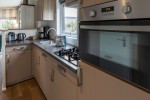 Chalet-30-keuken-robbenjager-texel-2024.jpg