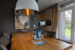 Chalet-33-eettafel-robbenjager-texel-2024.jpg