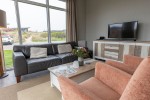 Chalet-17-woonkamer-robbenjager-texel-2024.jpg