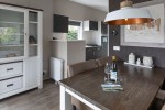 Chalet-29-eettafel-robbenjager-texel-2024.jpg