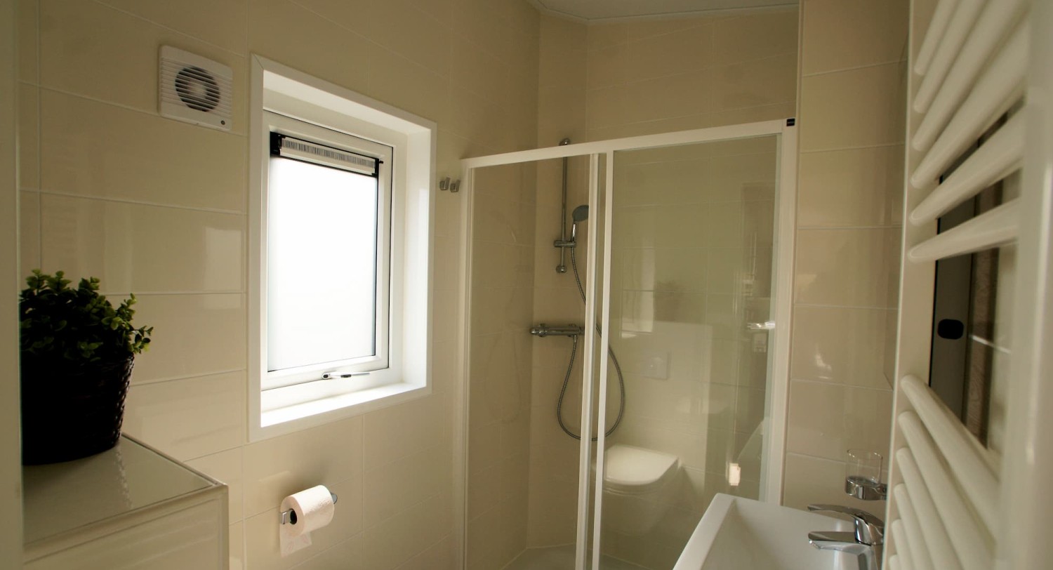 Chalet Texel 011 badkamer.jpg
