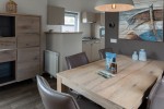 Chalet-24-eettafel-robbenjager-texel-2024.jpg