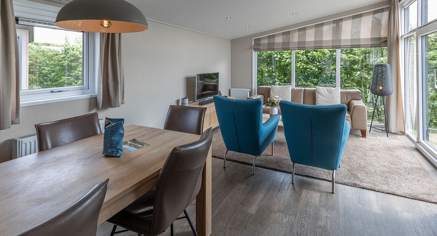 Chalet-24-woonkamer-robbenjager-texel-2024.jpg